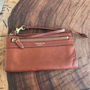 COACH Vintage Leather Wristlet